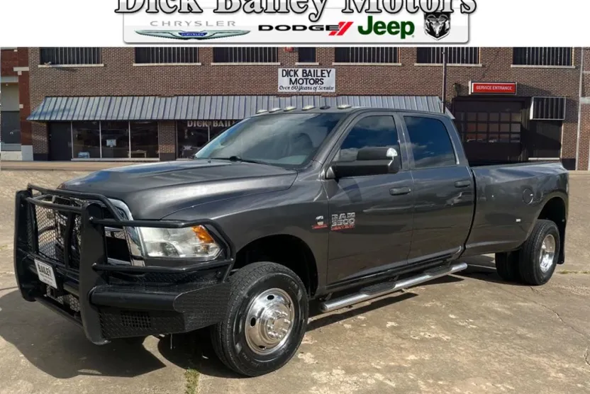 2018 Ram 3500 Tradesman photo 1
