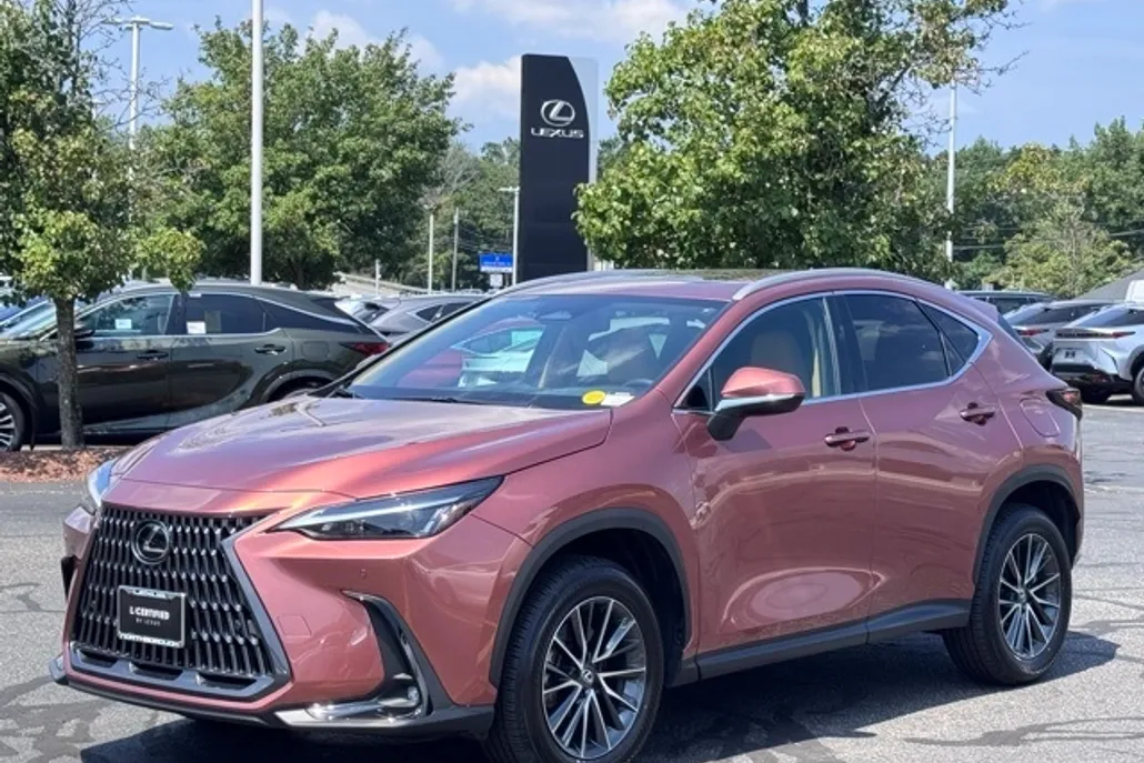 2025 Lexus NX 350 Premium photo 1