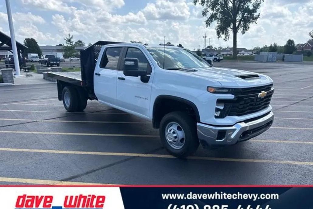 2025 Chevrolet Silverado 3500HD Work Truck photo 1