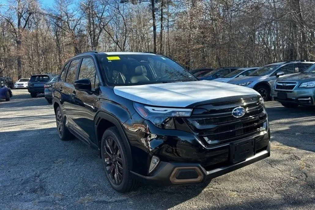 2025 Subaru Forester Sport photo 1