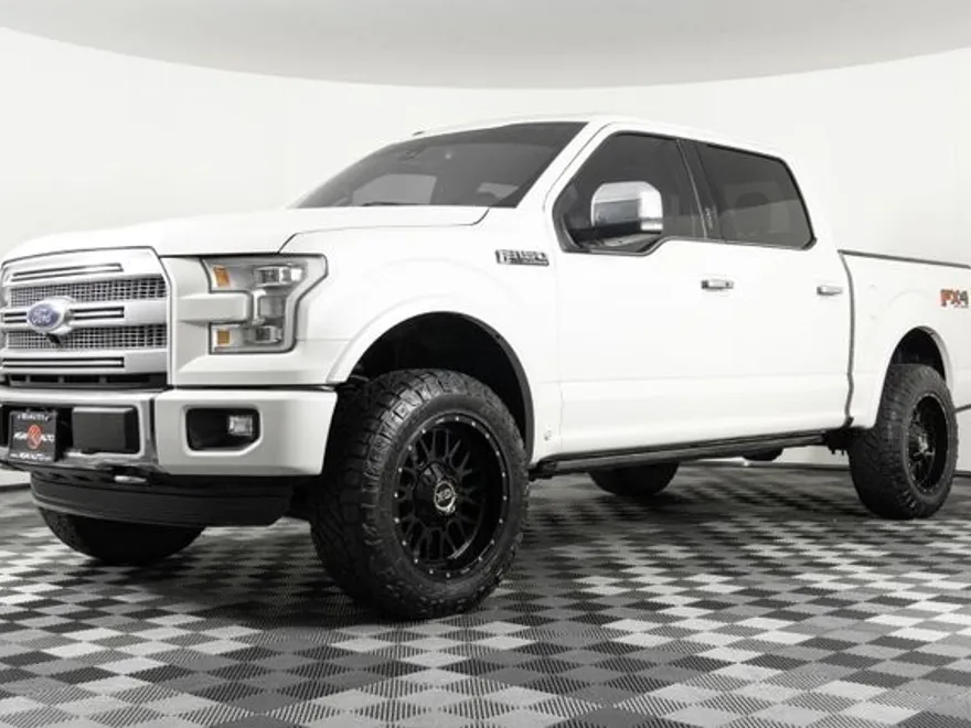 2016 Ford F-150 Platinum photo 1