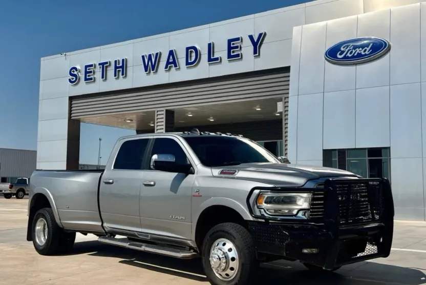 2022 Ram 3500 Laramie photo 1