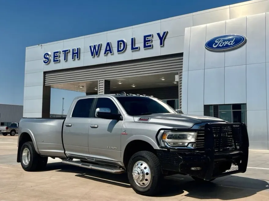 2022 Ram 3500 Laramie photo 1