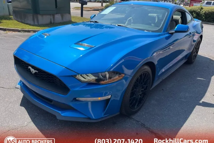 2020 Ford Mustang EcoBoost photo 1