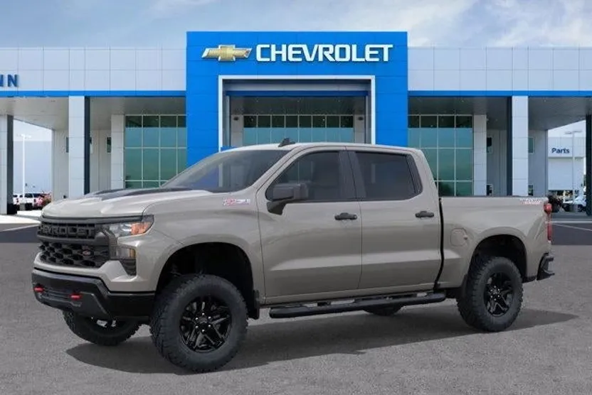 2026 Chevrolet Silverado 1500 Custom Trail Boss photo 1