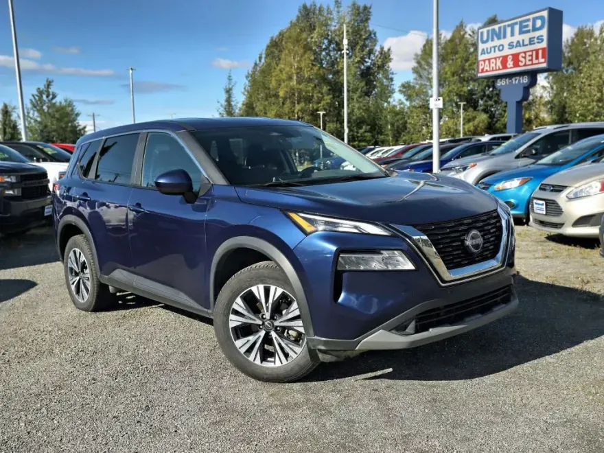 2023 Nissan Rogue SV photo 1