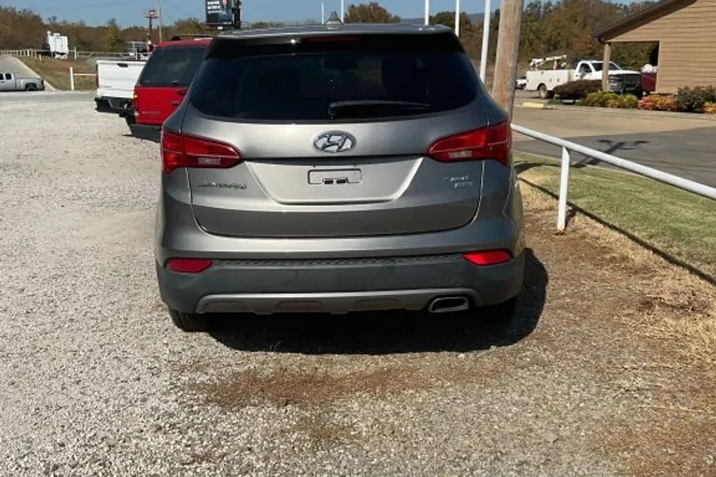 2016 Hyundai Santa Fe Sport Base photo 1