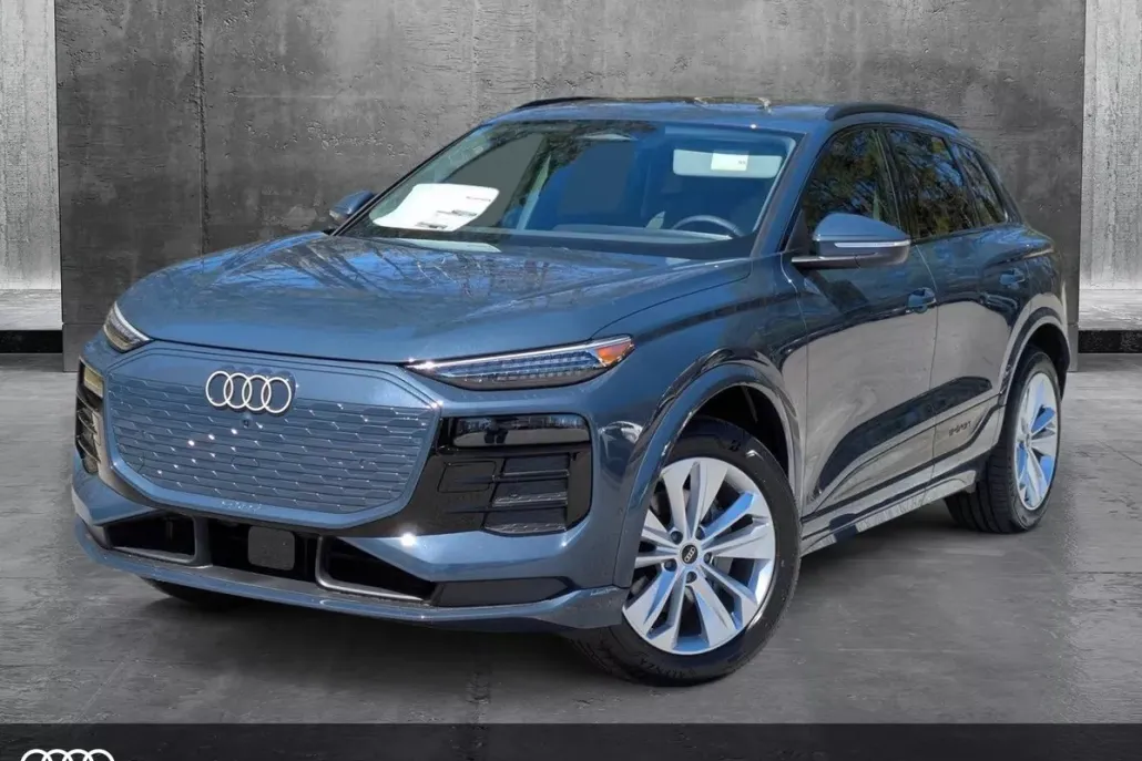 2025 Audi Q6 E-tron Premium Plus photo 1