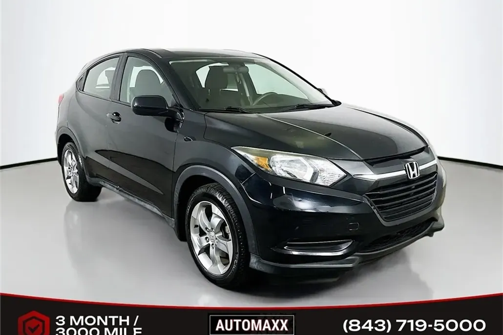 2017 Honda HR-V LX photo 1