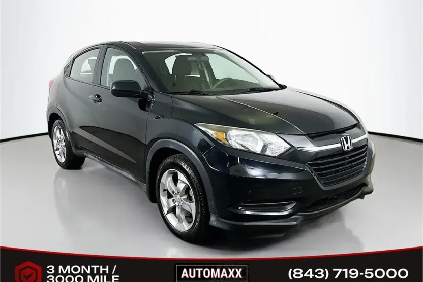 2017 Honda HR-V LX photo 1