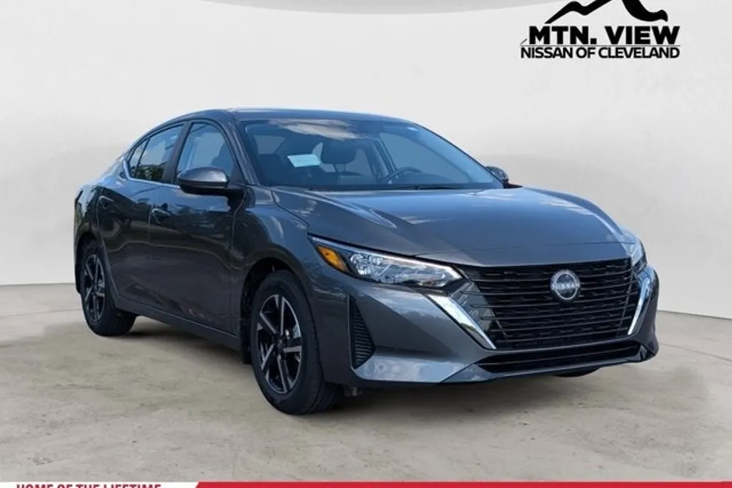 2025 Nissan Sentra SV photo 1