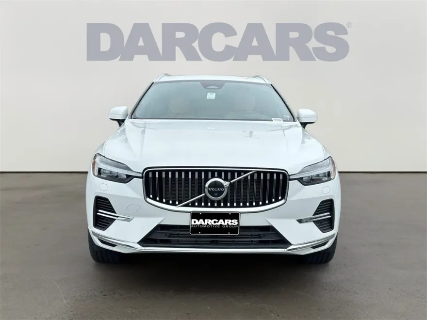 2023 Volvo XC60 Recharge Hybrid Ultimate photo 1