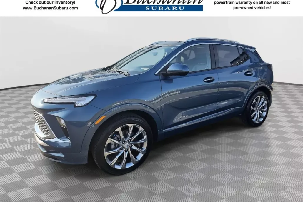 2024 Buick Encore GX Avenir photo 1