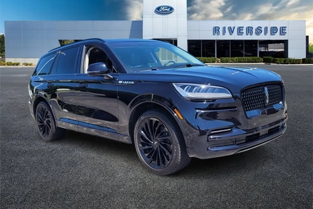 2022 Lincoln Aviator Reserve photo 1