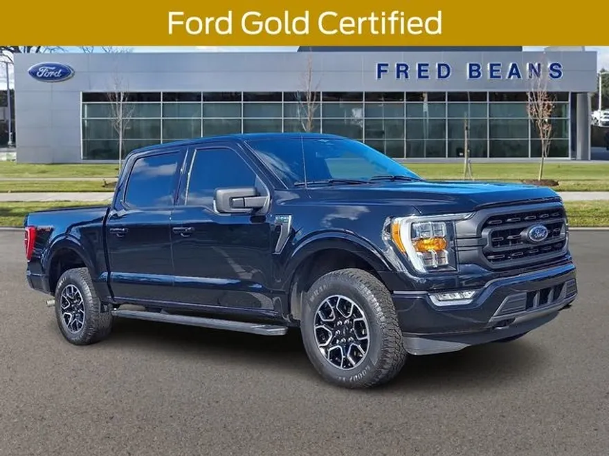 2023 Ford F-150 XLT photo 1