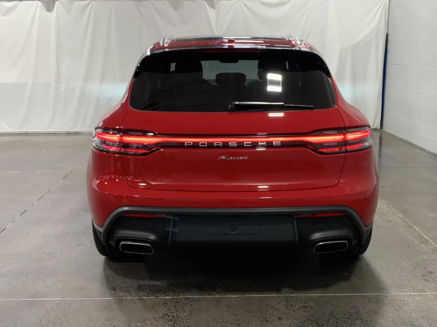 2026 Porsche Macan T photo 1