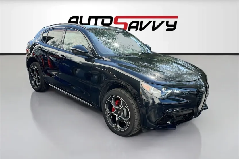 2024 Alfa Romeo Stelvio Tributo Italiano photo 1