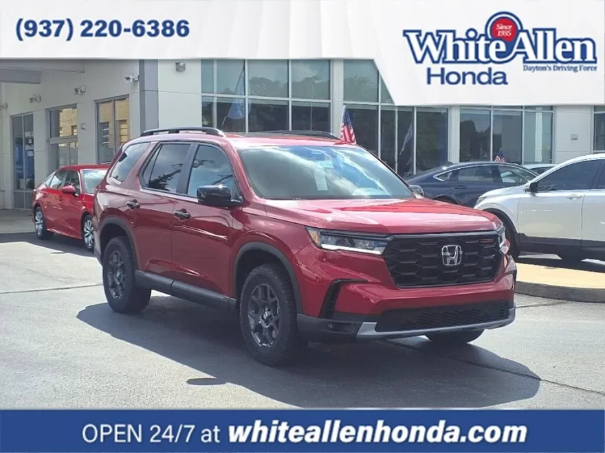 2025 Honda Pilot TrailSport photo 1