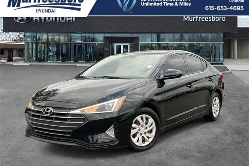2019 Hyundai Elantra SE photo 1
