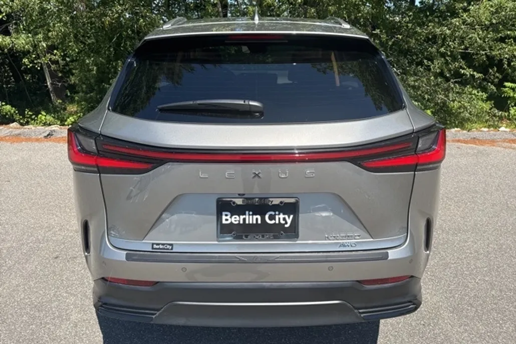 2025 Lexus NX 350 Premium photo 1