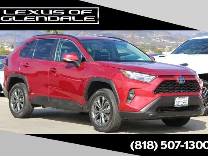 2022 Toyota RAV4 XLE Premium photo 1