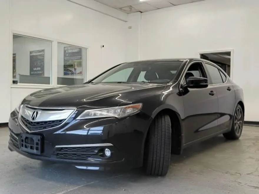 2015 Acura TLX SH-AWD Advance photo 1