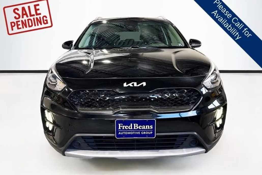 2022 Kia Niro LXS photo 1