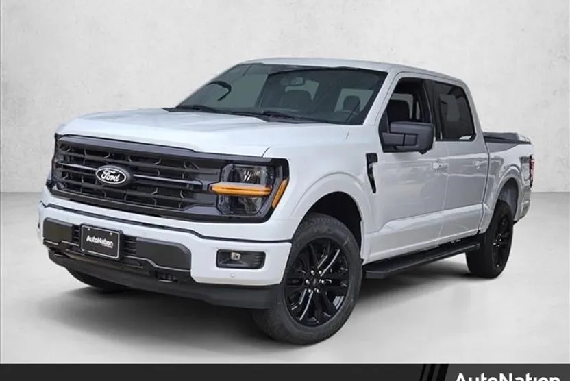 2025 Ford F-150 XLT photo 1