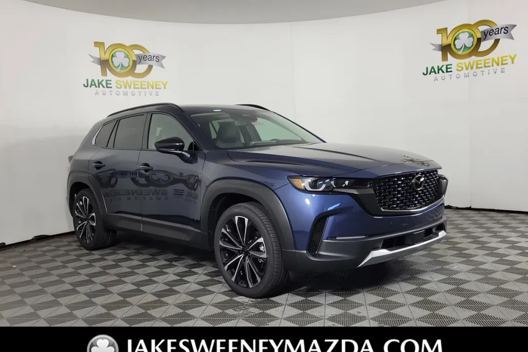 2026 Mazda CX-50 photo 1