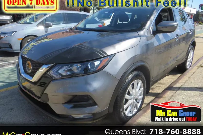 2021 Nissan Rogue Sport SV photo 1