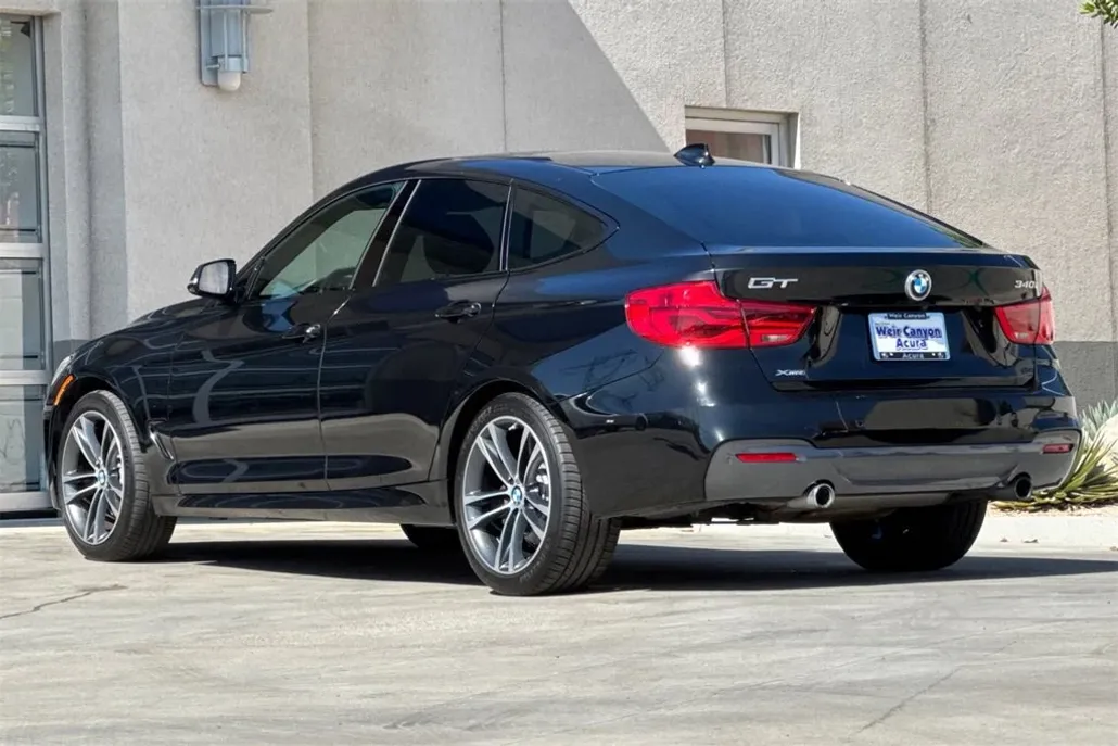 2017 Bmw 340i xDrive GT photo 1
