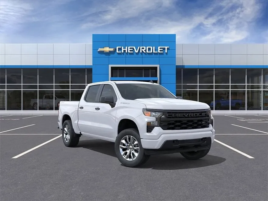 2025 Chevrolet Silverado 1500 Custom photo 1