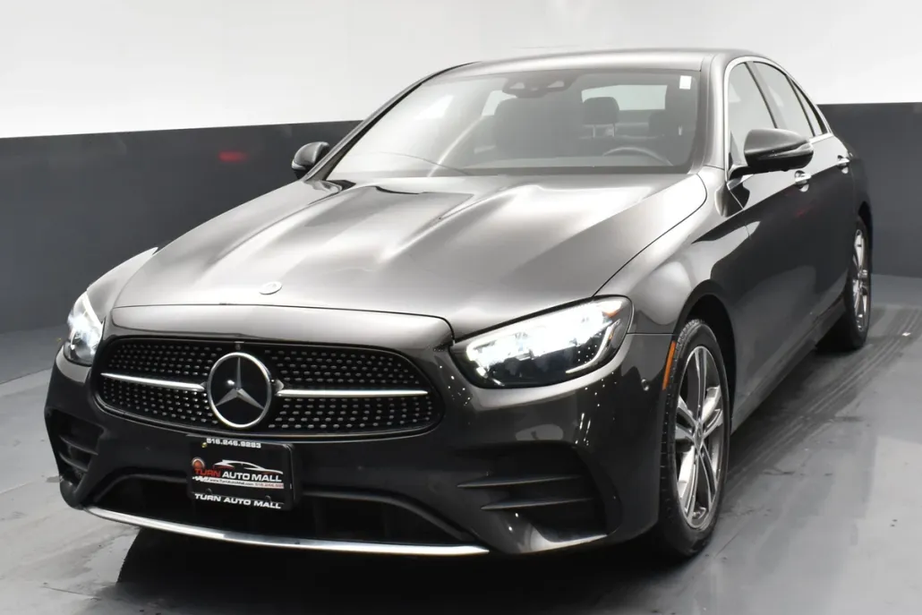 2021 Mercedes Benz E 350 4MATIC Sedan photo 1