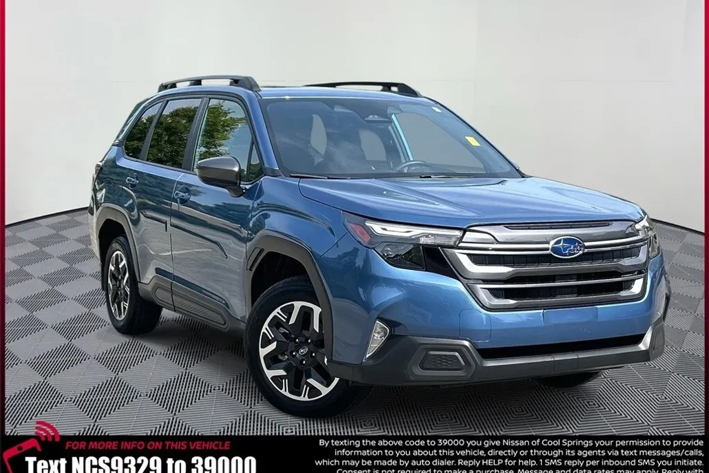 2025 Subaru Forester Premium Base photo 1