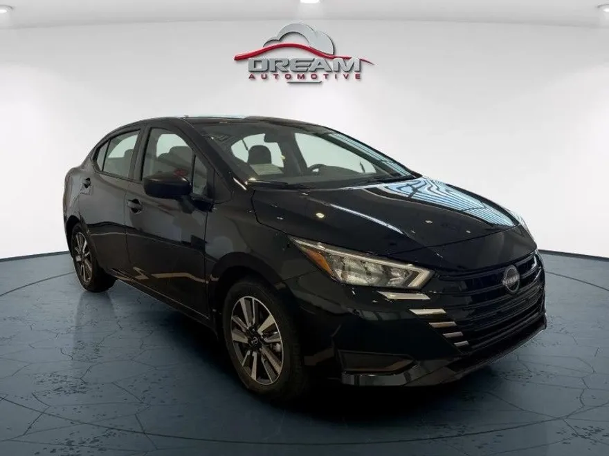 2025 Nissan Versa S photo 1