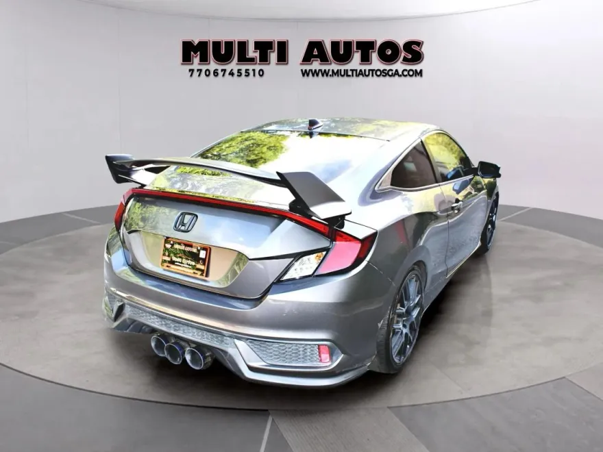 2017 Honda Civic Si photo 1