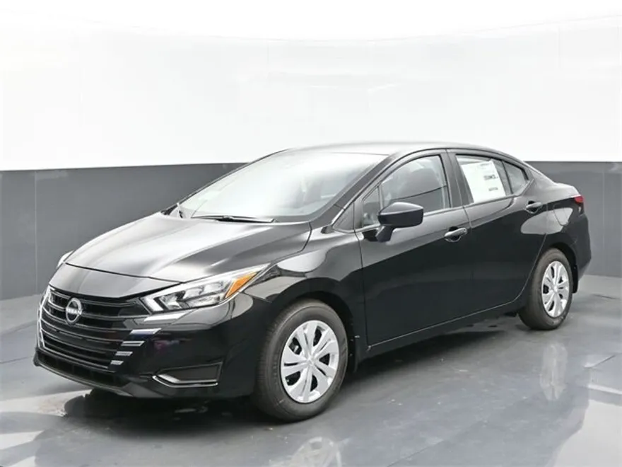 2025 Nissan Versa S photo 1