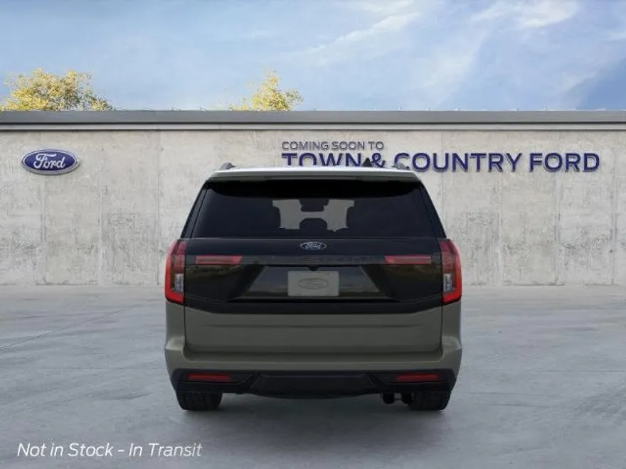 2025 Ford Expedition photo 1