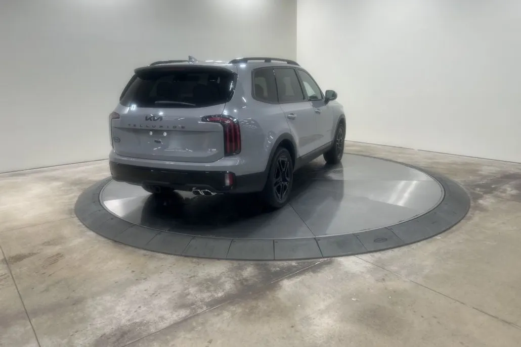 2025 Kia Telluride X-Line photo 1
