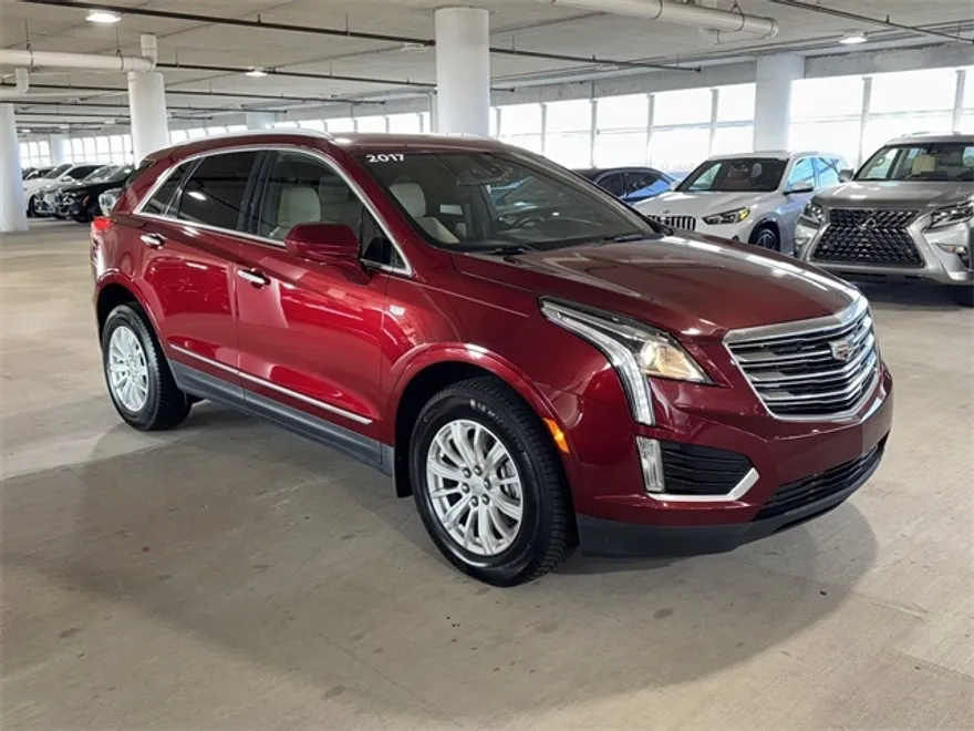 2017 Cadillac XT5 Base photo 1