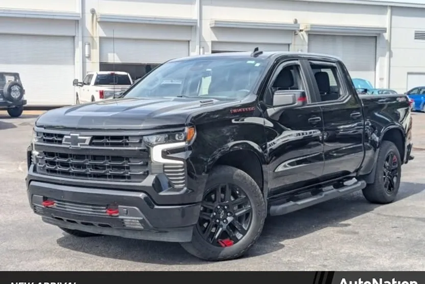 2023 Chevrolet Silverado 1500 RST photo 1