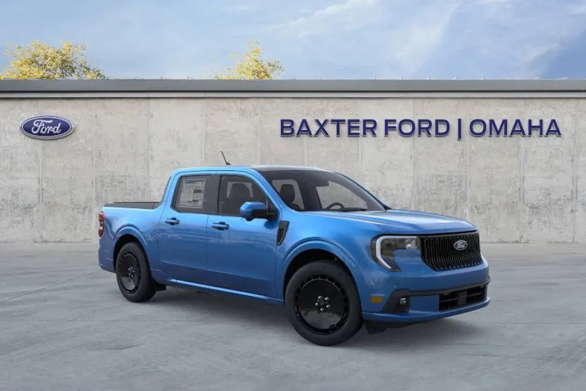 2025 Ford Maverick photo 1