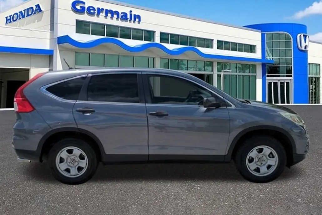 2016 Honda CR-V LX photo 1