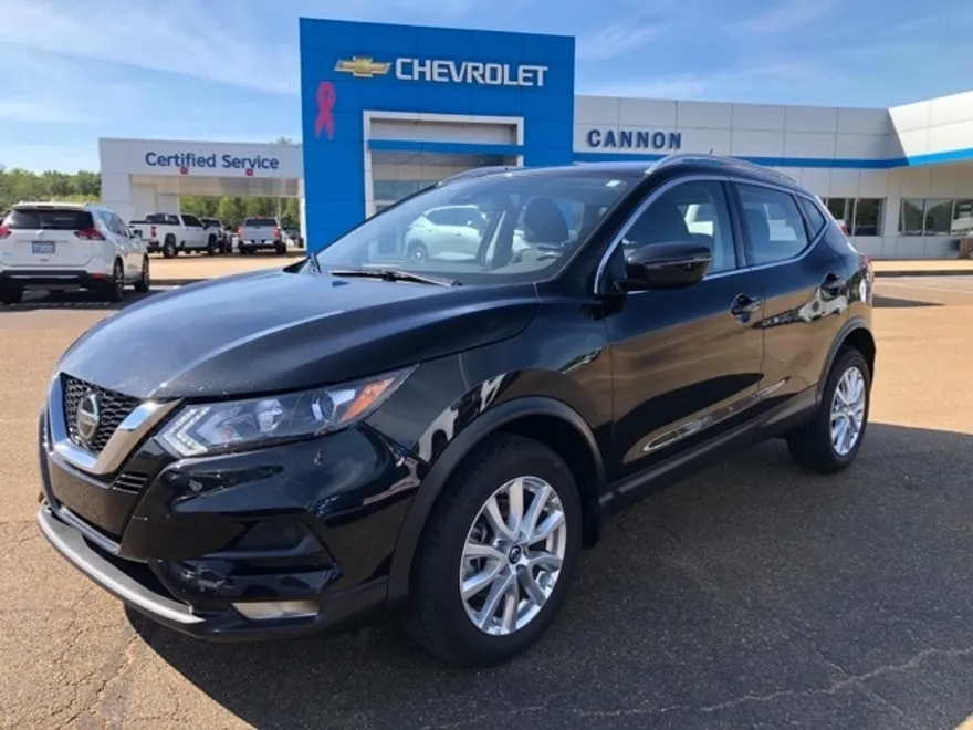 2021 Nissan Rogue Sport SV photo 1