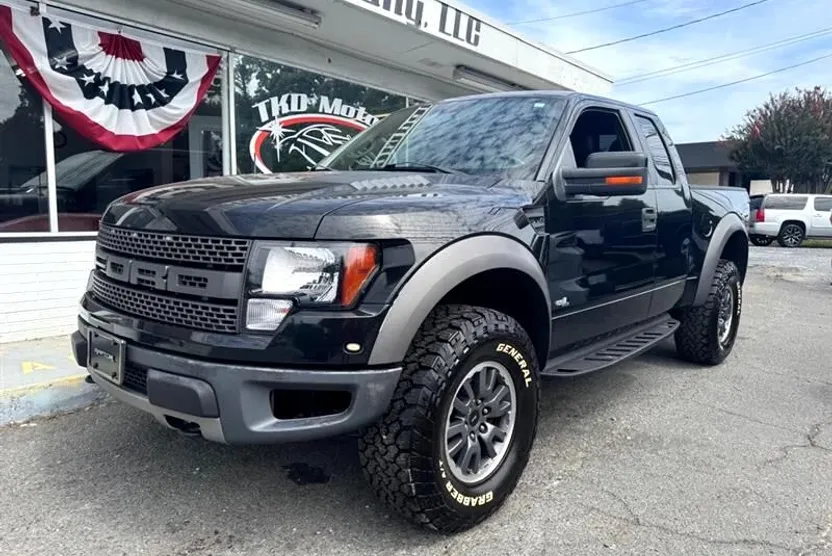 2010 Ford F-150 SVT Raptor photo 1