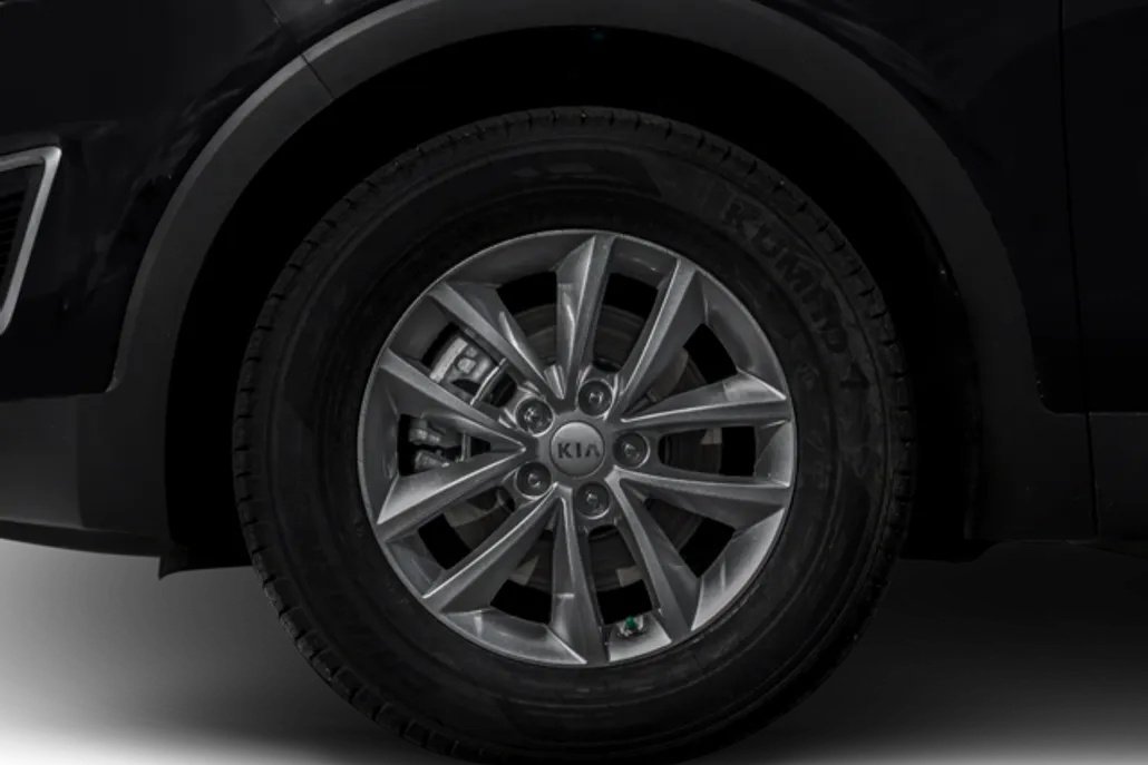 2016 Kia Sorento LX photo 1