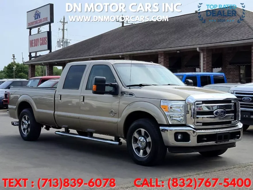 2012 Ford F-250 Lariat photo 1