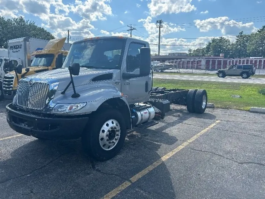 2022 International MV607 MV photo 1