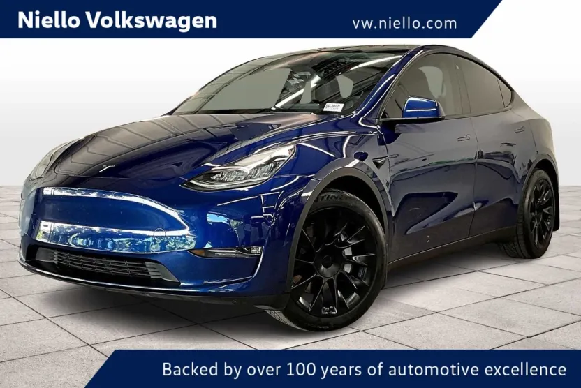2022 Tesla Model Y Long Range photo 1