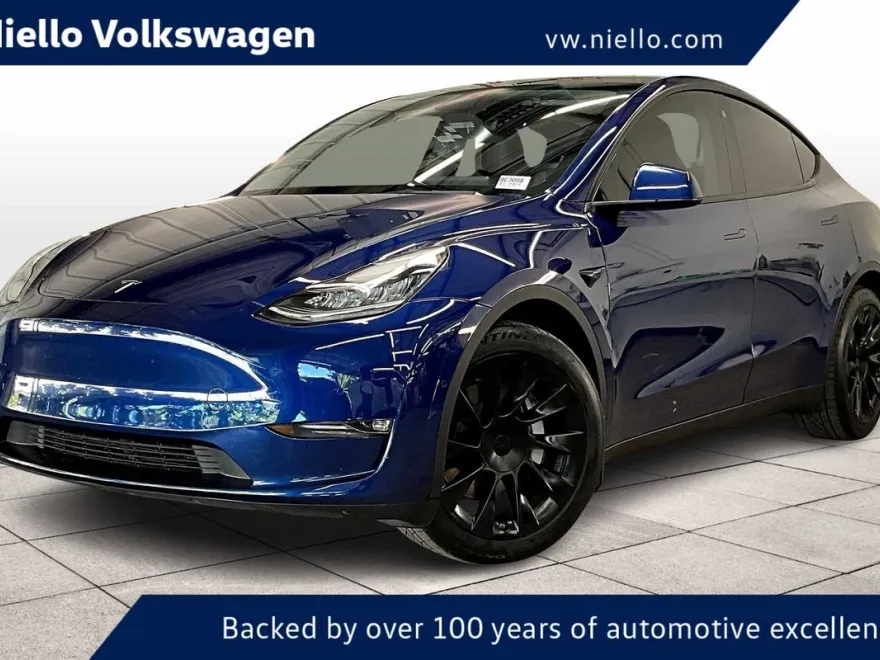 2022 Tesla Model Y Long Range photo 1